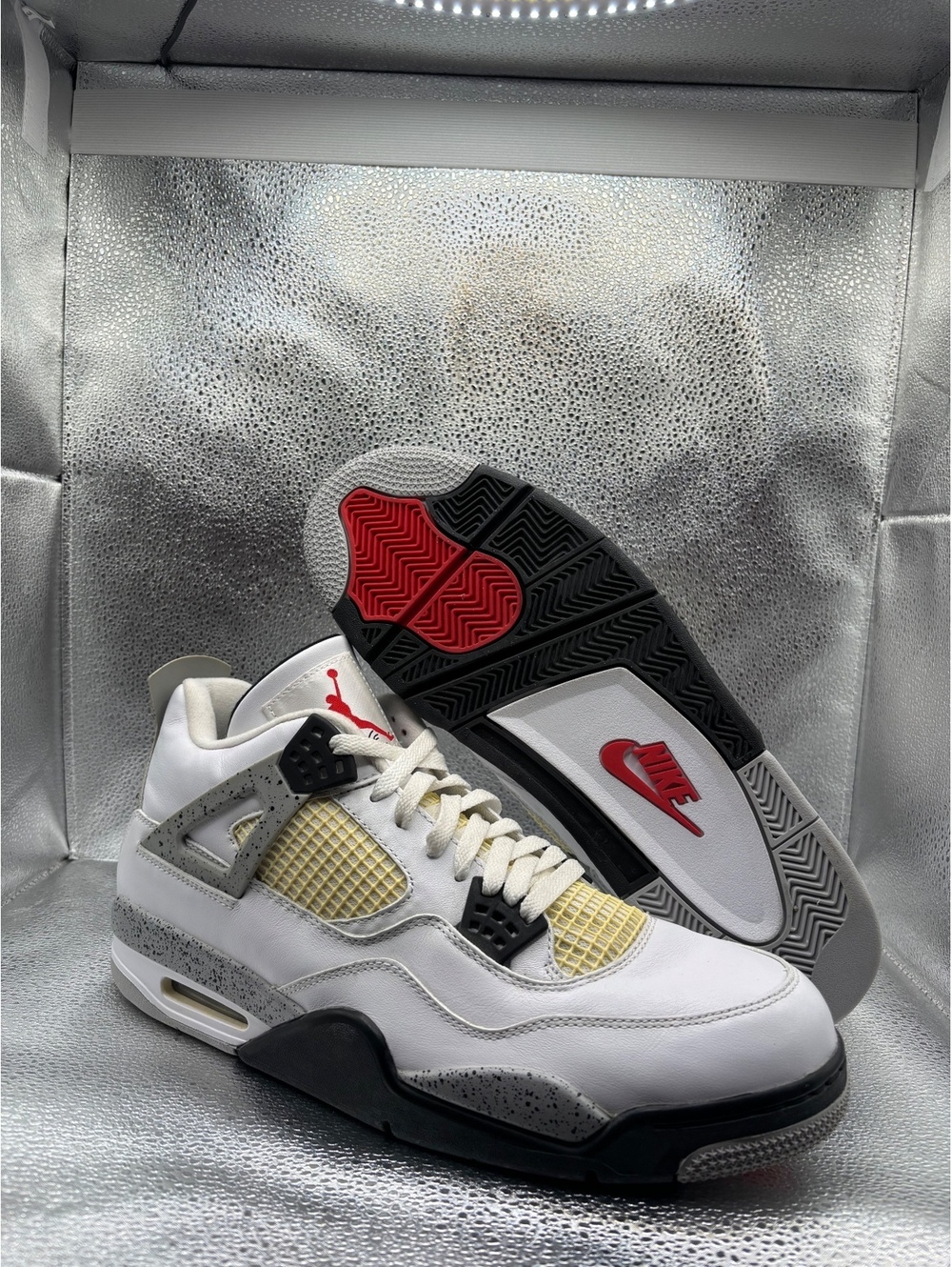 Air Jordan 4 white cement 2012
